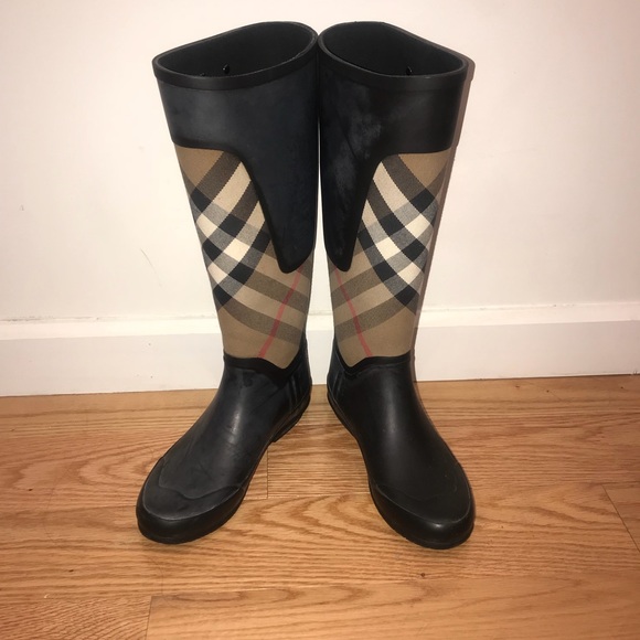 Burberry Shoes - Burberry rainboots